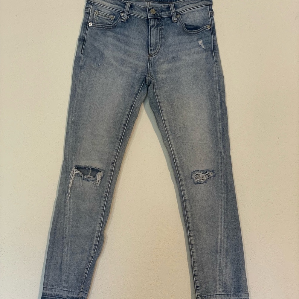 Classic Gap Distressed Women Jeans